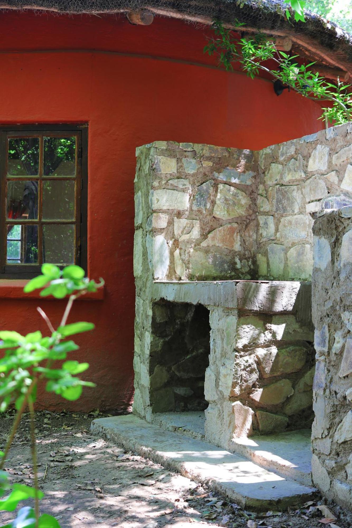 Away With The Fairies Nature Lodge And Backpackers Hogsback Exterior foto